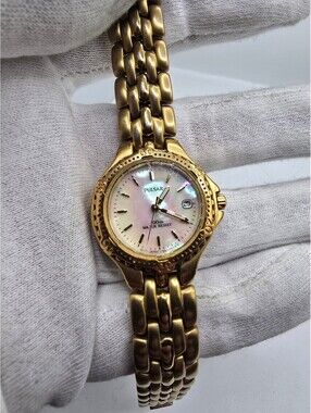 Pulsar Women’s Watch Gold Tone Bracelet MOP Dial Date 100m